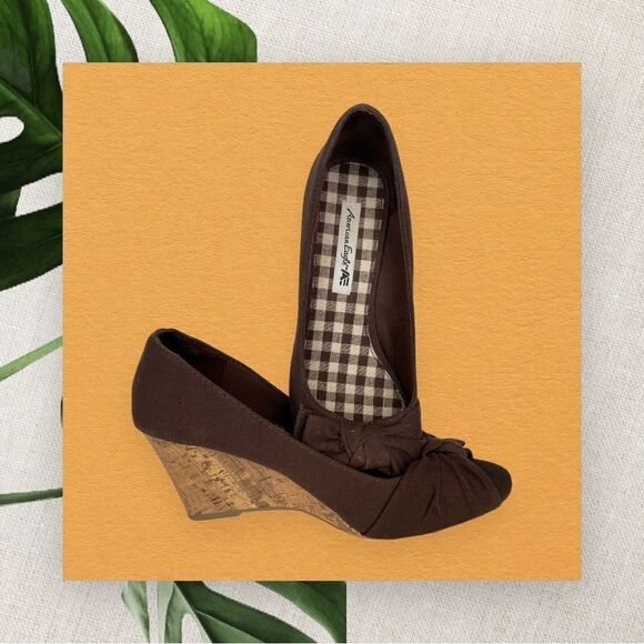 BROWN FABRIC PEEP TOE WEDGE - Picture 1 of 6